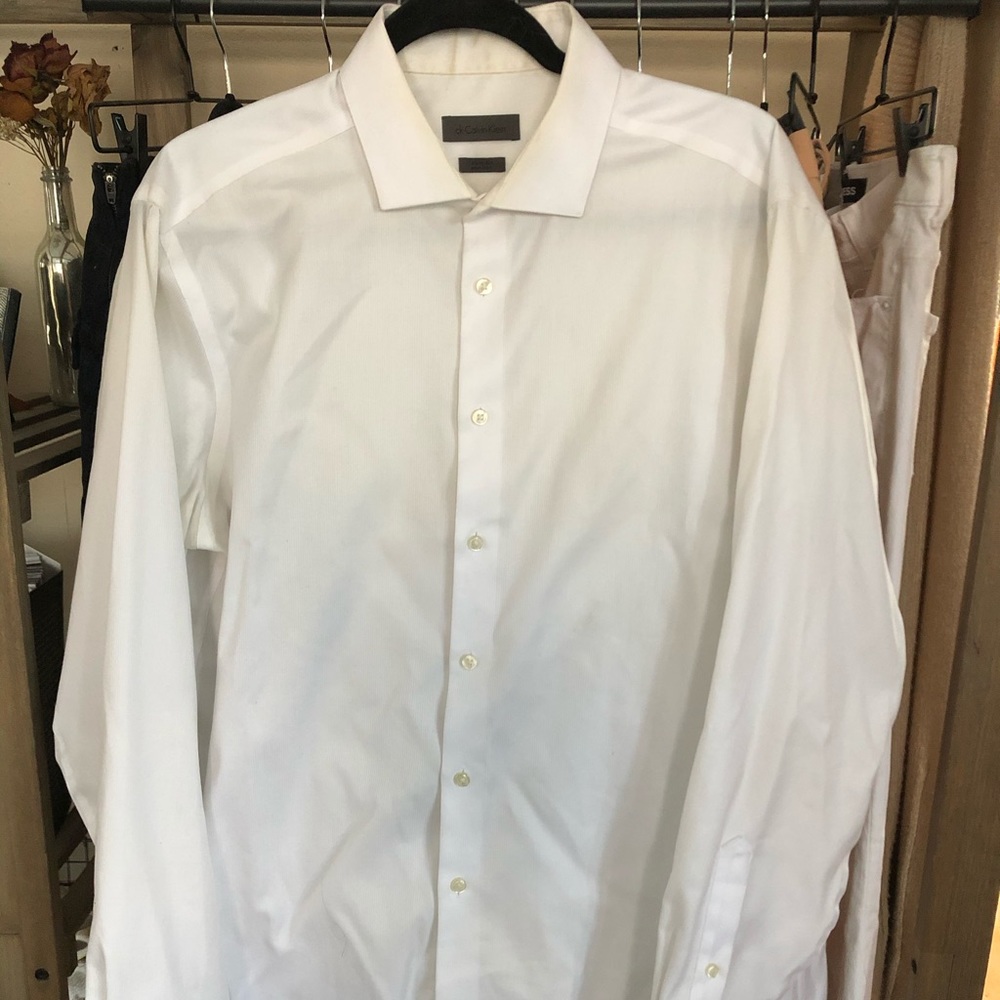 Men’s Calvin Klein Slimfit Dress Shirt